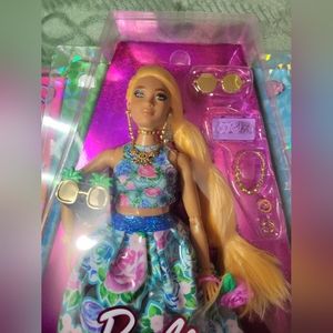Barbie - Extra Fancy NIB doll
